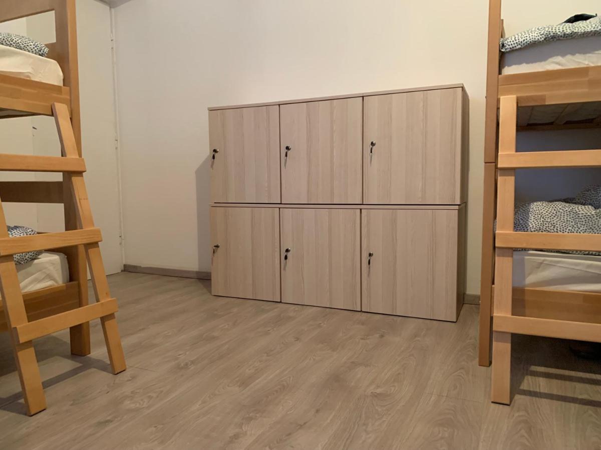 Private Rooms Belgrade Hostel Bagian luar foto