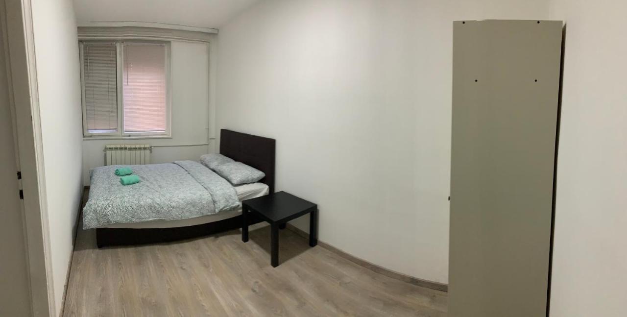 Private Rooms Belgrade Hostel Bagian luar foto